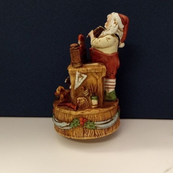 Musical Ceramic Santa's Workshop Christmas Figurine - Picture 4 of 5